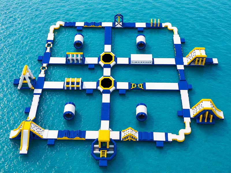 E109106 230 Person Commercial Floating Waterpark - Image 1