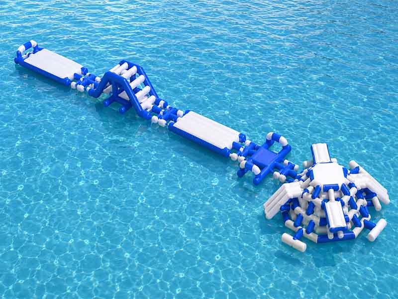 E109111 Challenger Small Water Park - Image 1